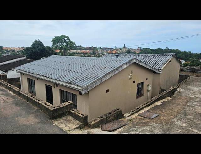 2 BEDROOM HOUSE FOR SALE IN KWAMAKUTHA